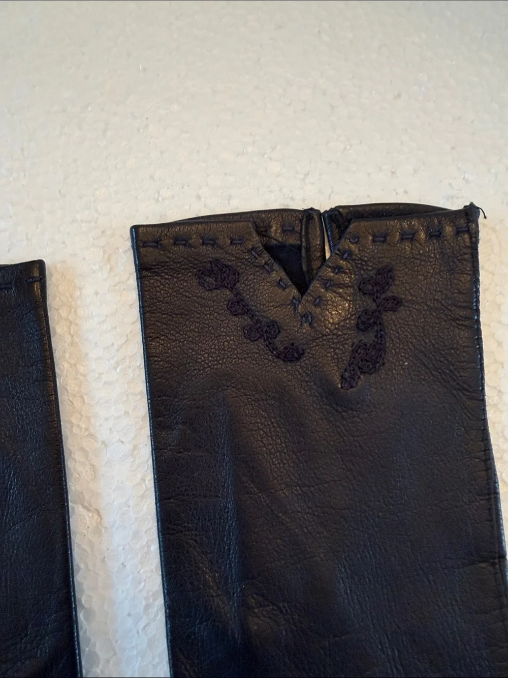 Vintage Classic Black softest Leather Women's Dress Gloves small